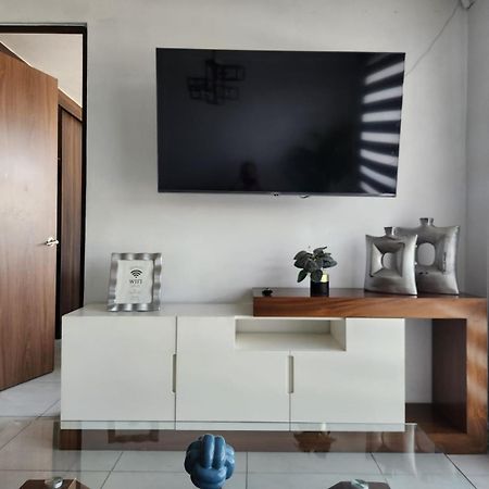 Departamento Nuevo Y Centrico Con Ambiente Familiar En Guadalajara Apartment Exterior foto
