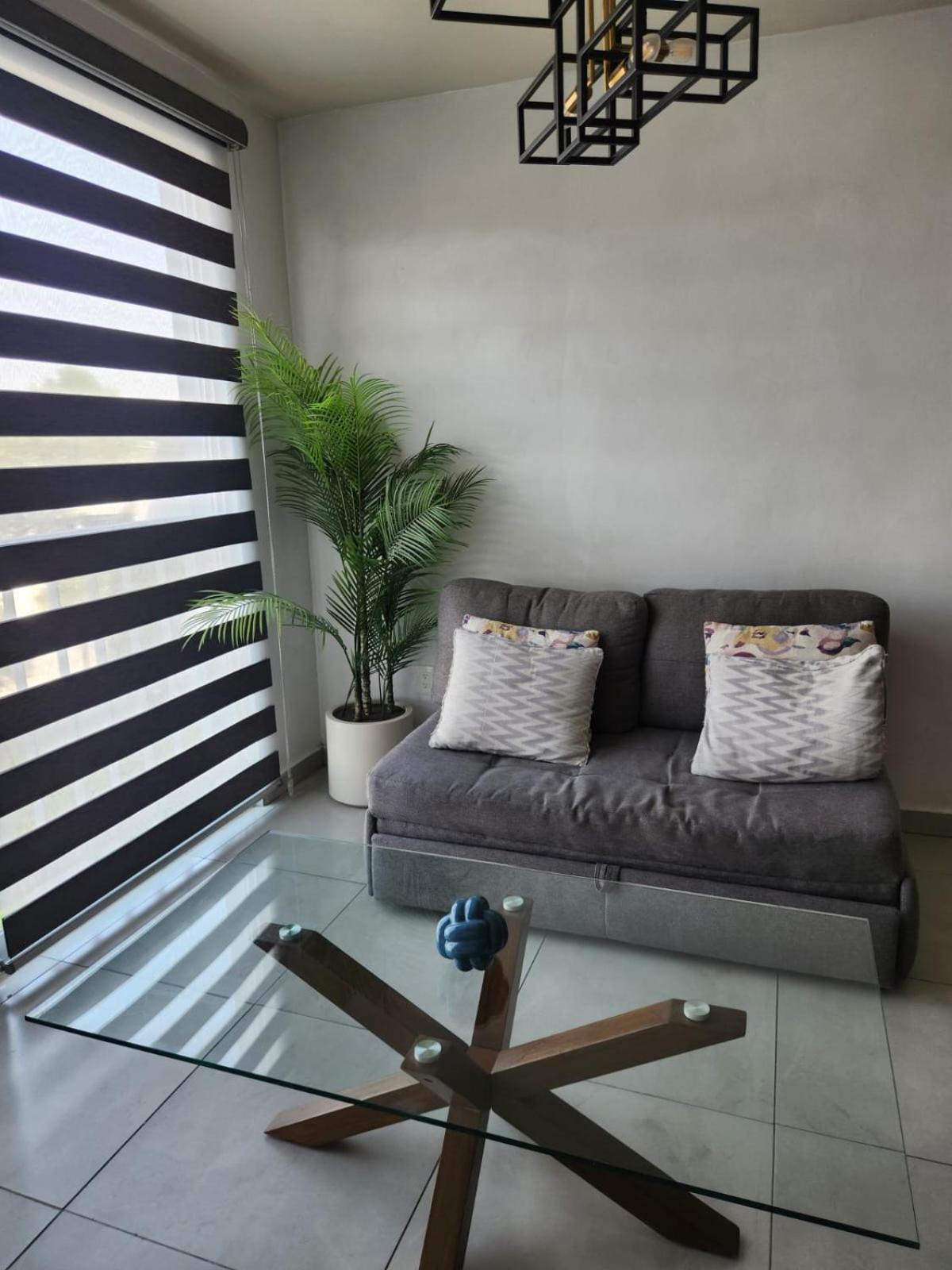 Departamento Nuevo Y Centrico Con Ambiente Familiar En Guadalajara Apartment Exterior foto
